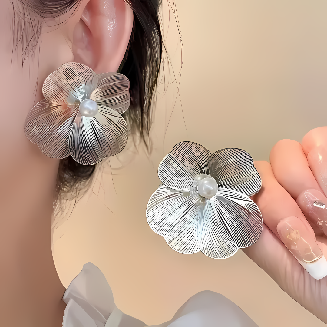 Korean Floral Small Studs Earrings - Image 10