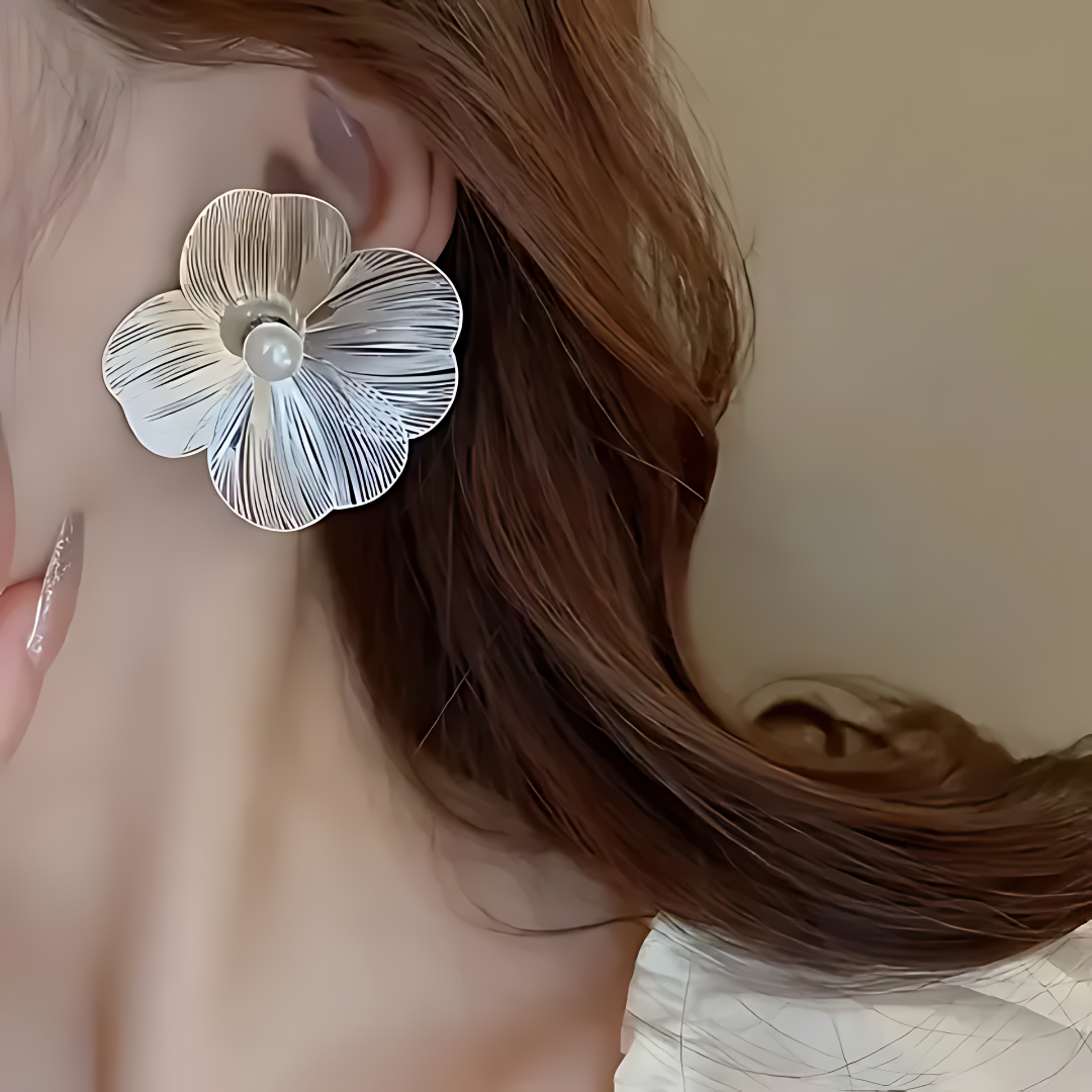 Korean Floral Small Studs Earrings - Image 7