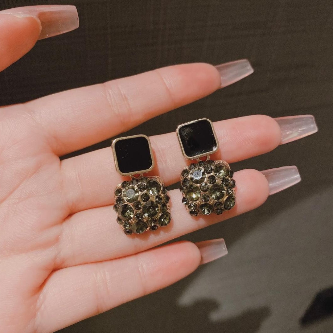 Rhinestone Black Classy Earrings