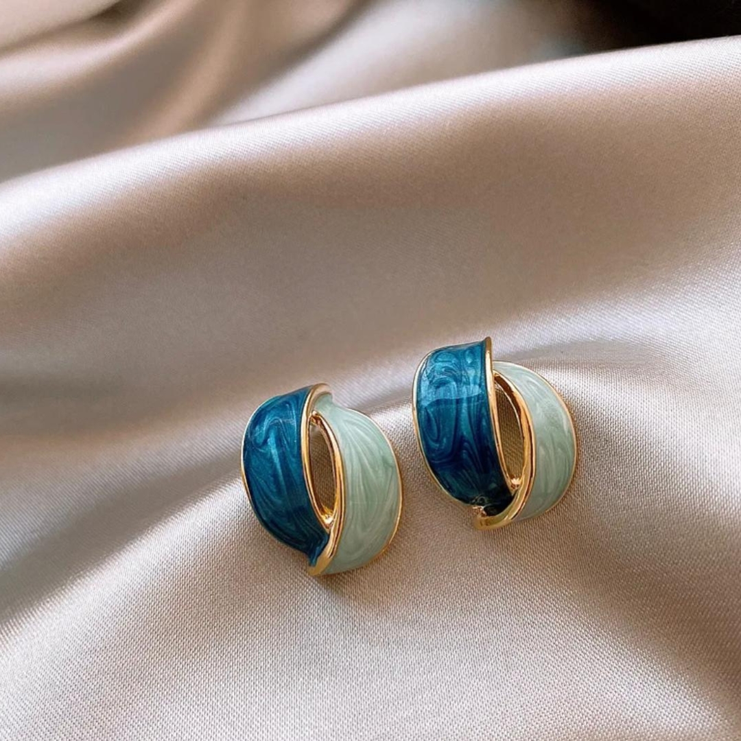 Trendy Cute earrings