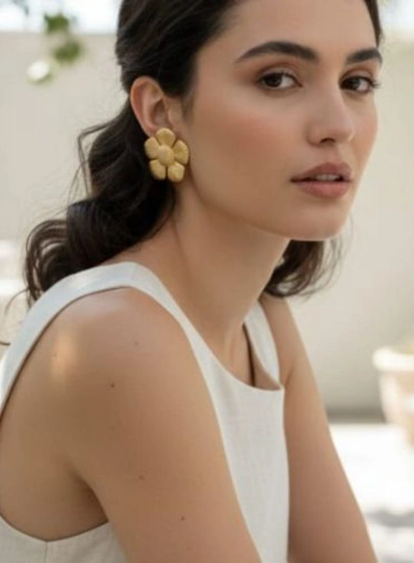EARING